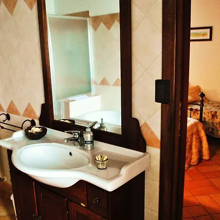 L'antico Oliveto Farm stay