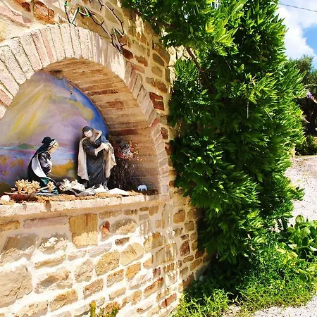 Lantgård L'antico Oliveto *